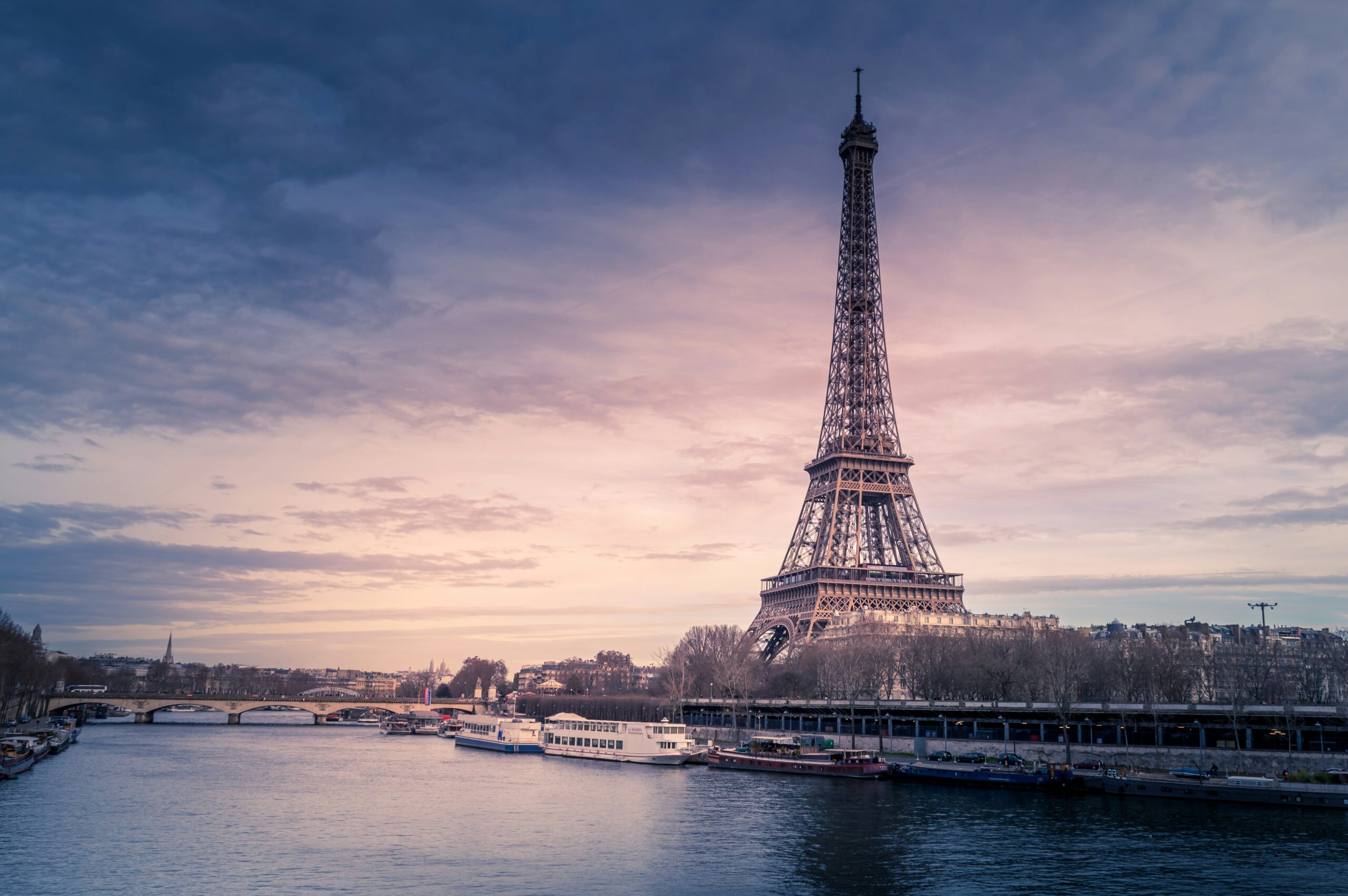 La tour Eiffel (Paris) en France.